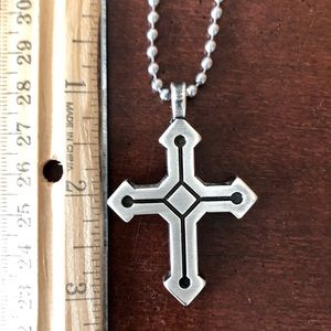 Silver cross pendant